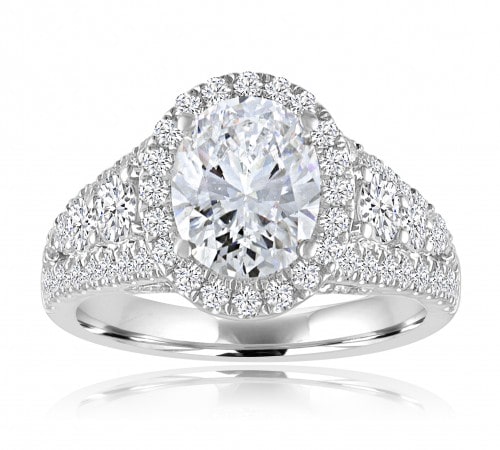 Oval Cut Engagement Ring